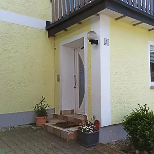 https://ferienwohnung-am-hopfengarten-illschwang.com-bavaria.com